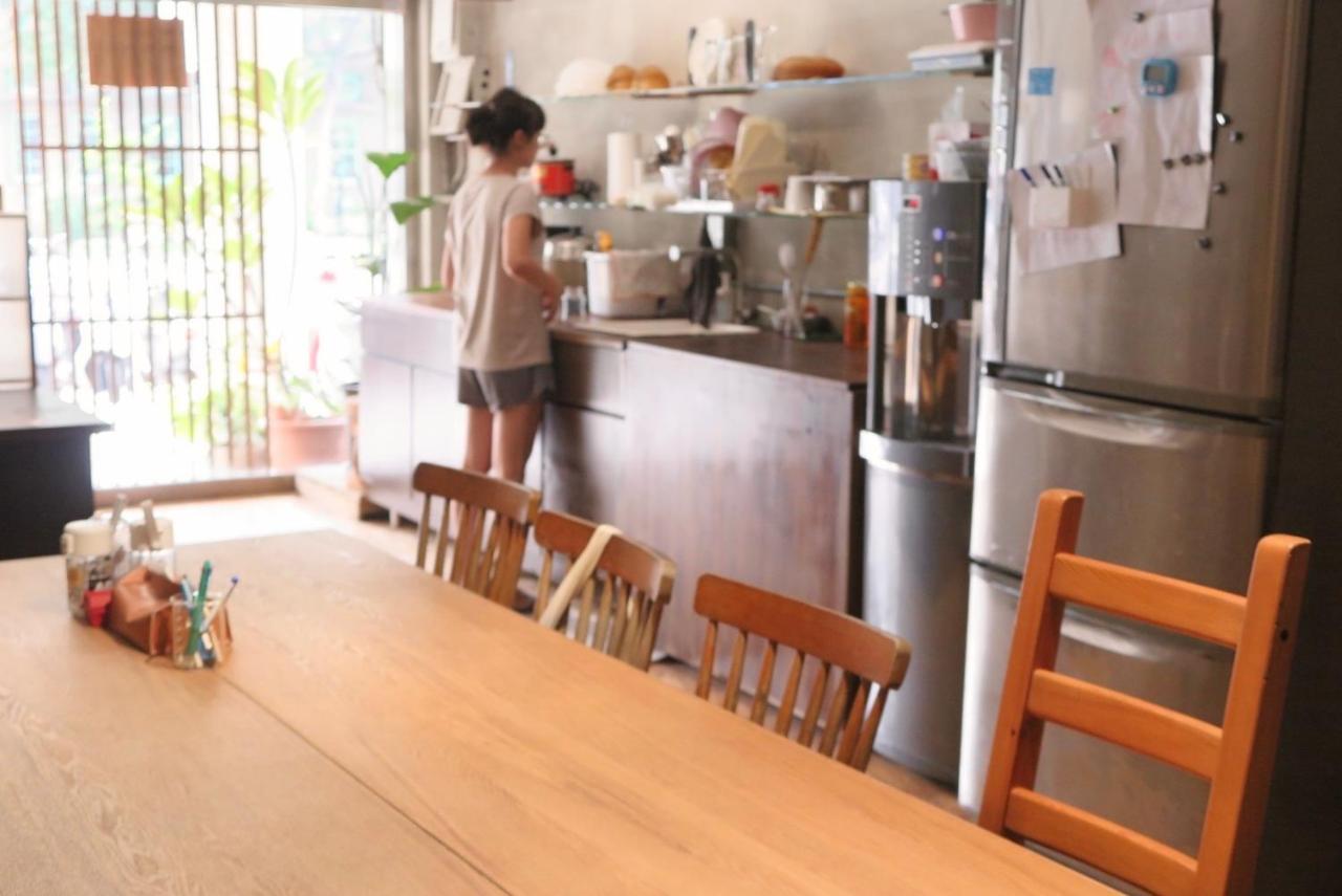 Walk Home Hostel Chiayi Exterior foto