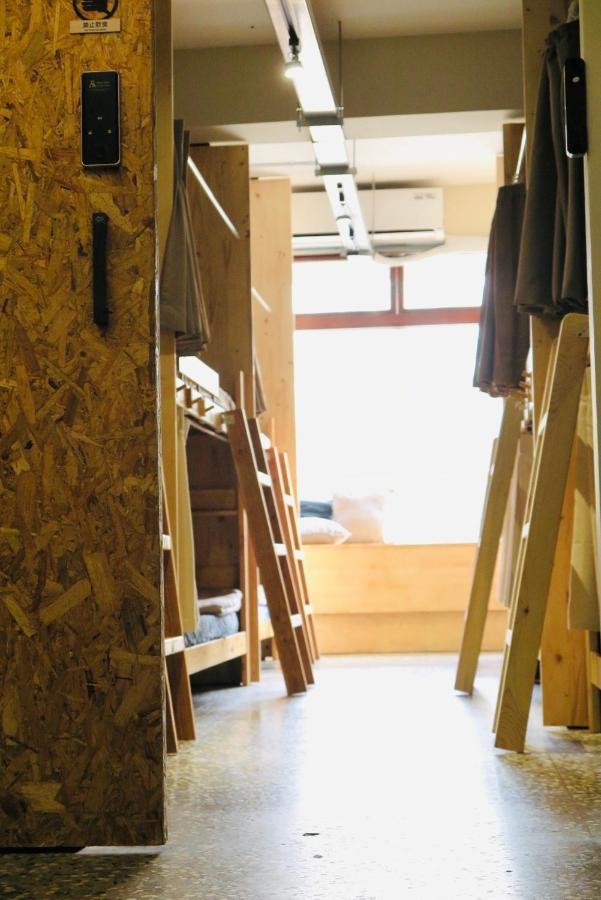 Walk Home Hostel Chiayi Exterior foto